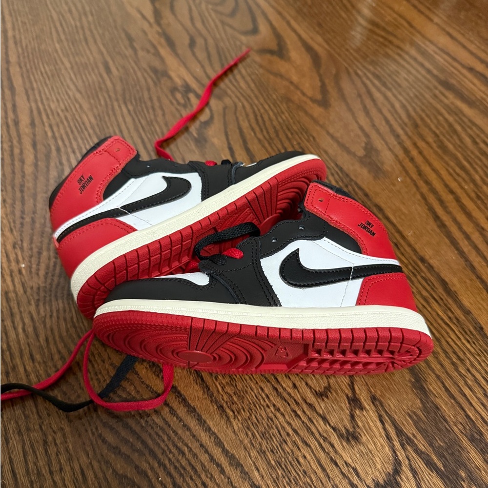 Brand New Jordan 1 Retro OG “Black Toe Reimagined” - Picture 2 of 6